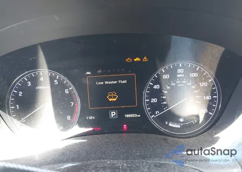 2015 Hyundai Genesis 3.8 z USA, uszkodzony, nr VIN KMHGN4JE0FU091303